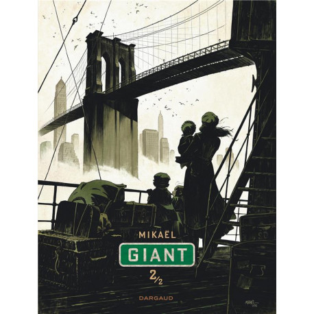 GIANT TOME 2